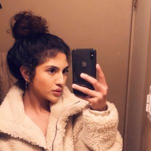 Meet your Posher, Jeanette